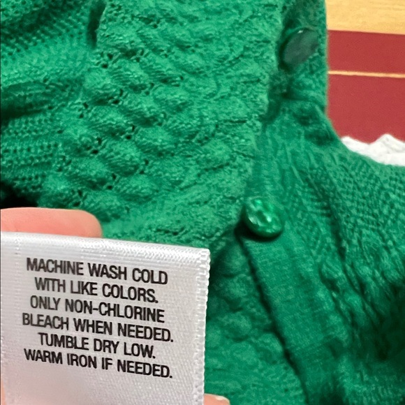 # 0588 + Light Weight Green Button Knit Cardigan - Picture 6 of 6